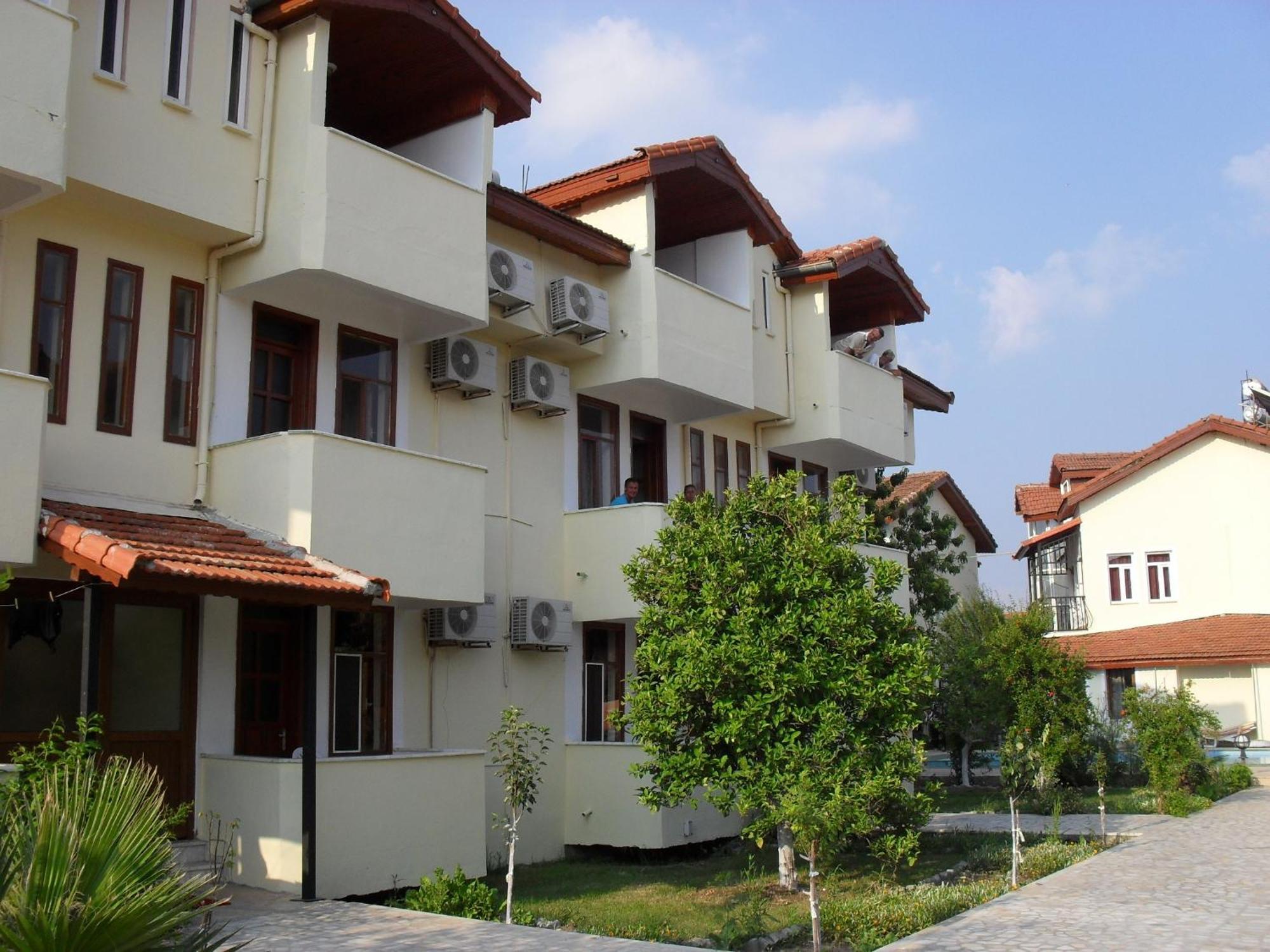 דליאן Villa Ozalp Apartments מראה חיצוני תמונה